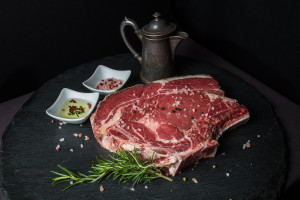 Rib-Eye-Steak vom Charolais-Rind